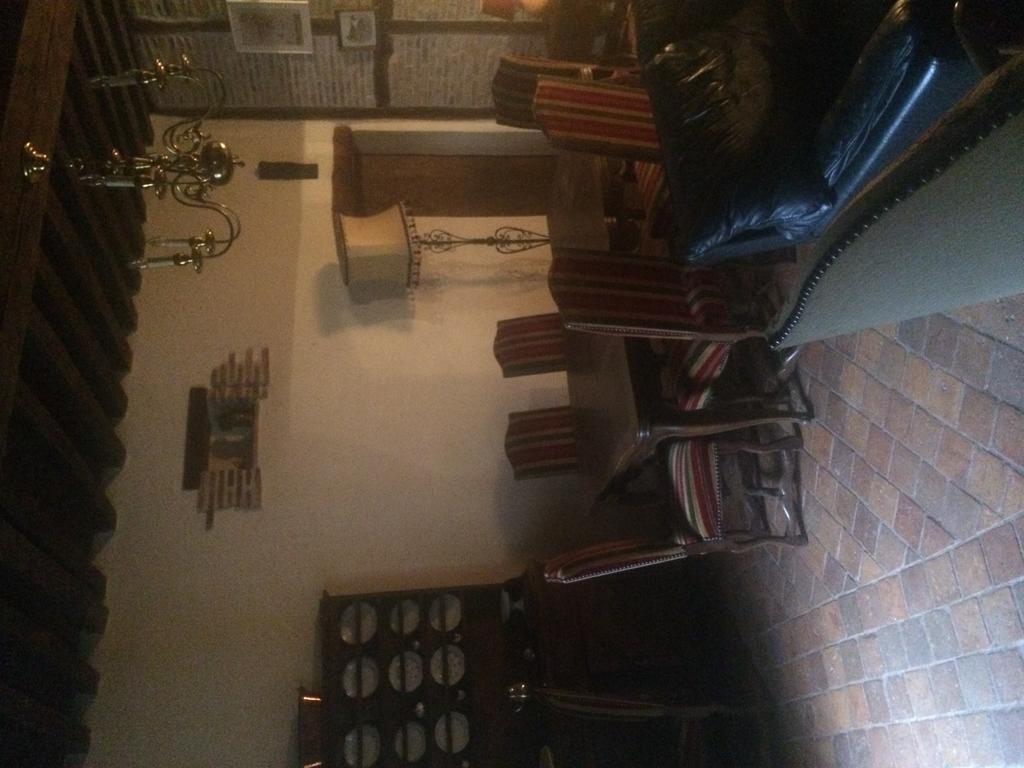 Chateau De Villars Villeneuve-sur-Allier Room photo