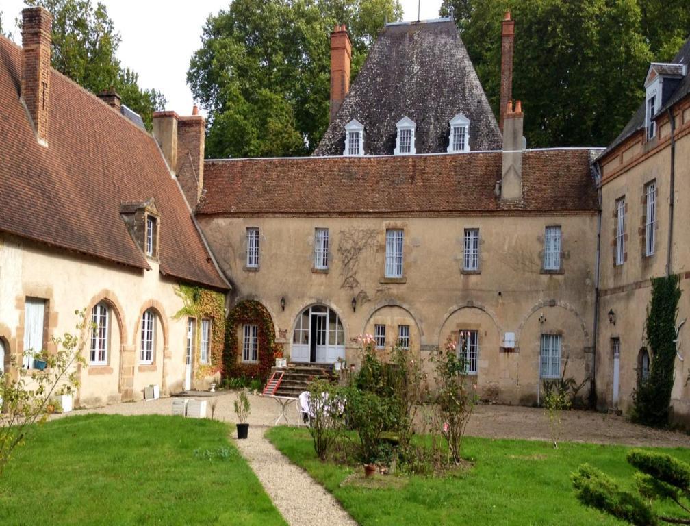 Chateau De Villars Villeneuve-sur-Allier Exterior photo