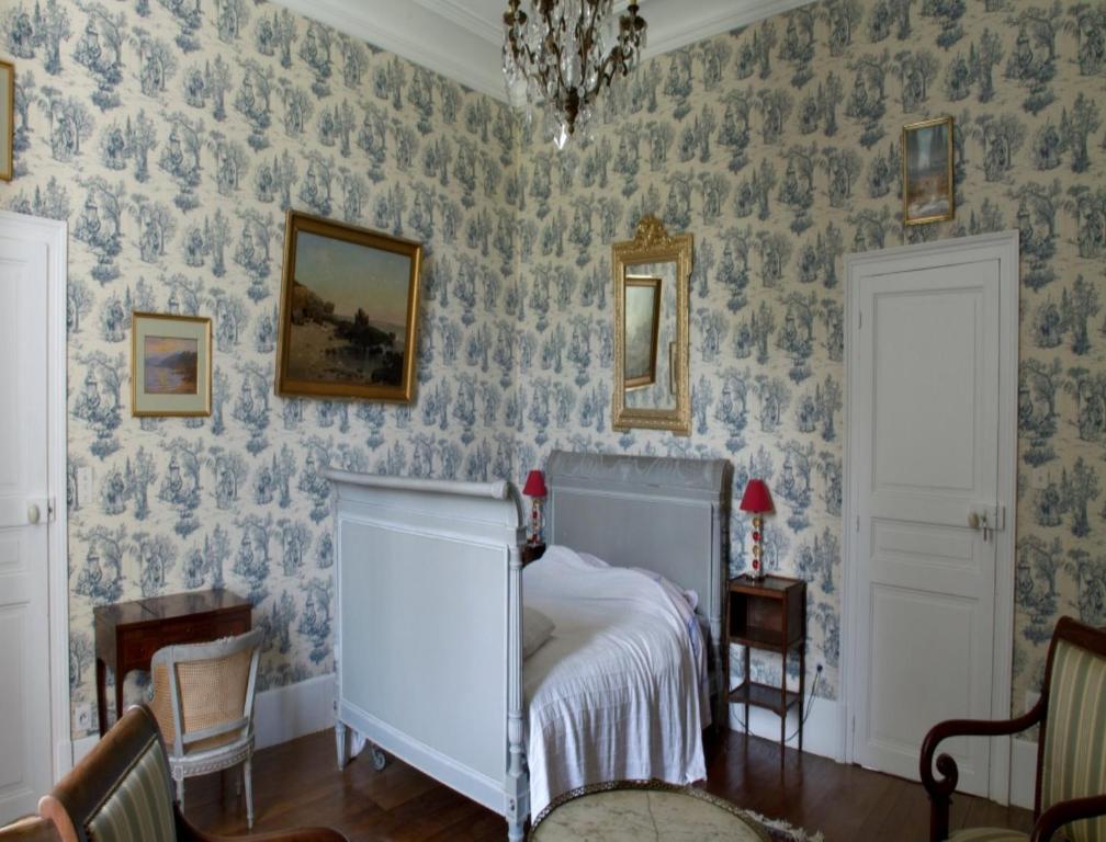 Chateau De Villars Villeneuve-sur-Allier Room photo
