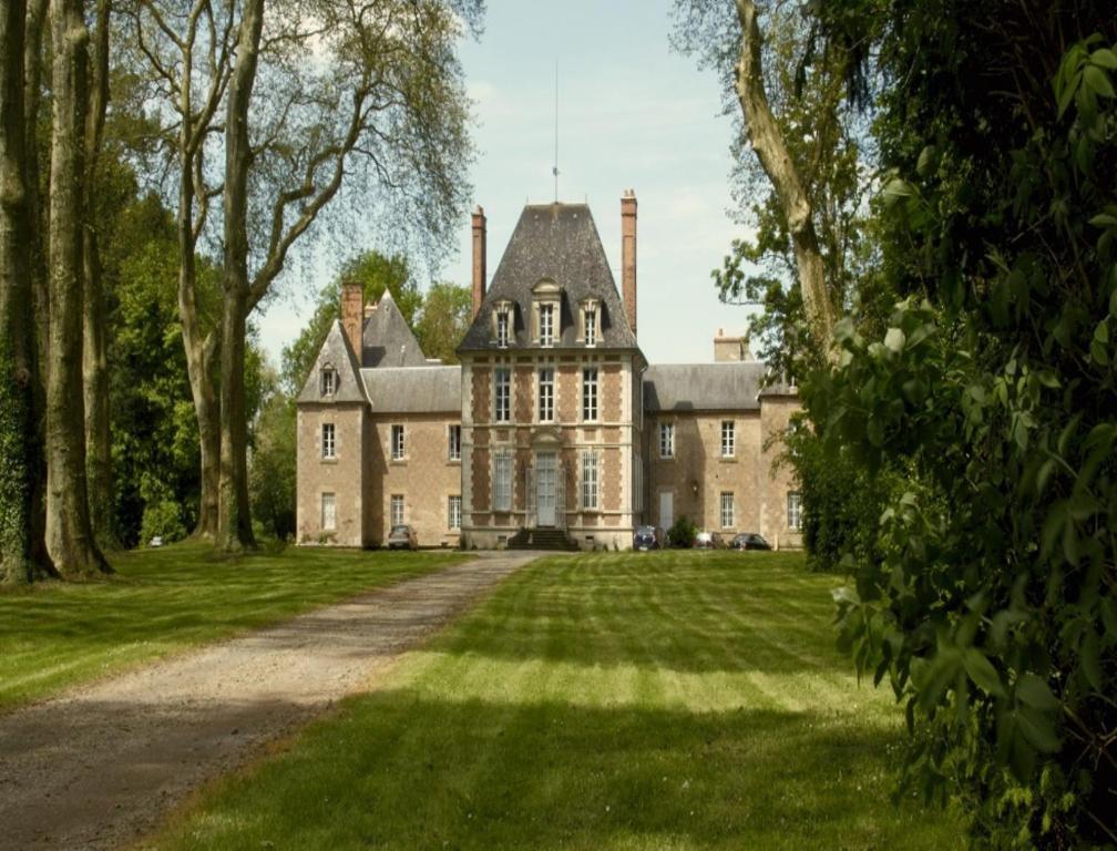 Chateau De Villars Villeneuve-sur-Allier Exterior photo